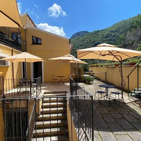 Guest house Monolocale & Casa Santicelli *