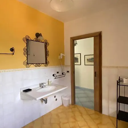 Monolocale & Casa Santicelli Маратея