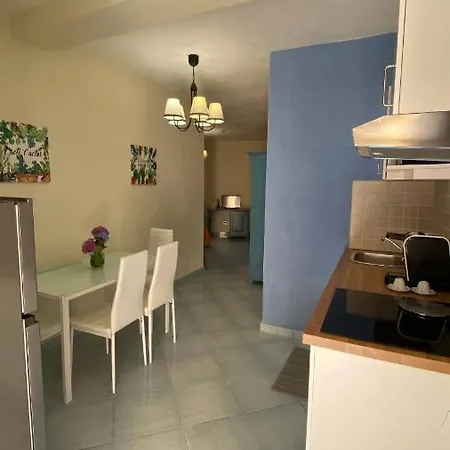 Monolocale & Casa Santicelli מראטיאה