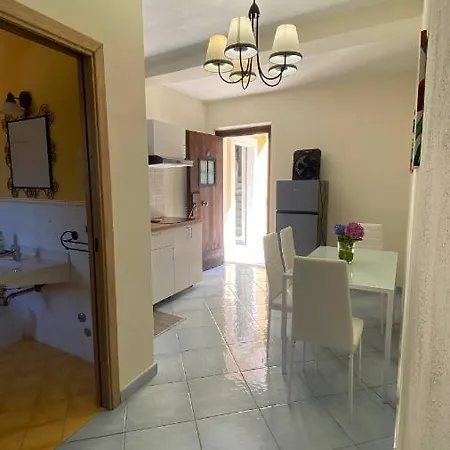 בית הארחה Monolocale & Casa Santicelli מראטיאה